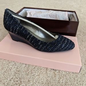 Bandolino Navy Wedges